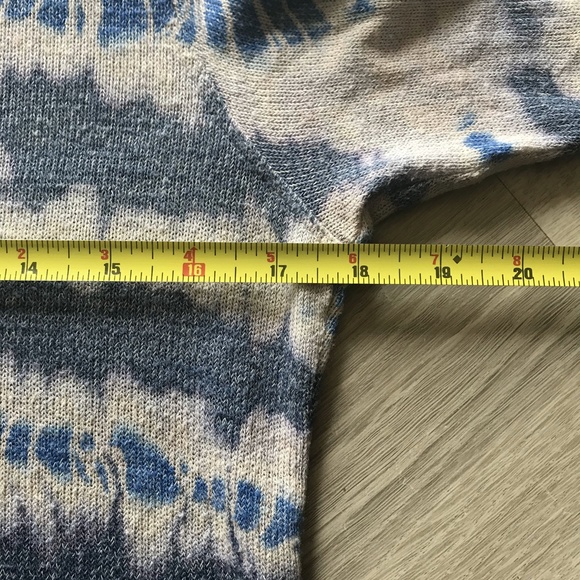 Hard Tail Tie Dye Split Back Long Sleeve Blue White sz Medium - Picture 6 of 7